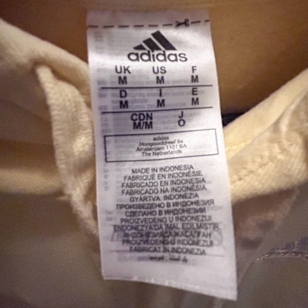 Adidas Essentials Fleece Hoodie Sweatshirt Yellow Men's size Medium - Picture 6 of 7